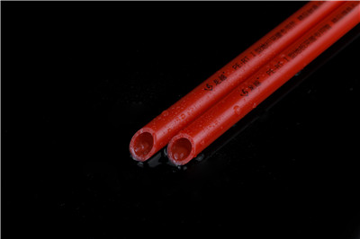 PR管内部产生出绿色的污垢，什么状况？